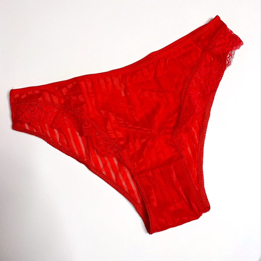 Knotty Knickers